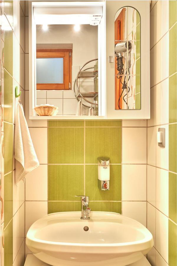 Oazis Apartmanok มูราฮาลอม ภายนอก รูปภาพ